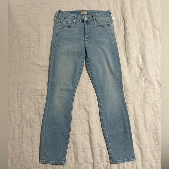 MOTHER Denim - Mother the looker crop Jean size 25